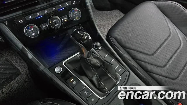 Volkswagen Jetta 2023 thumb 9