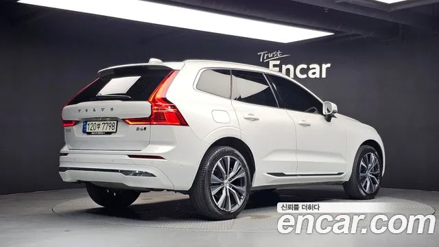 Volvo XC60 2021 thumb 2
