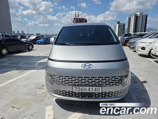Hyundai Staria 2022 thumb 3