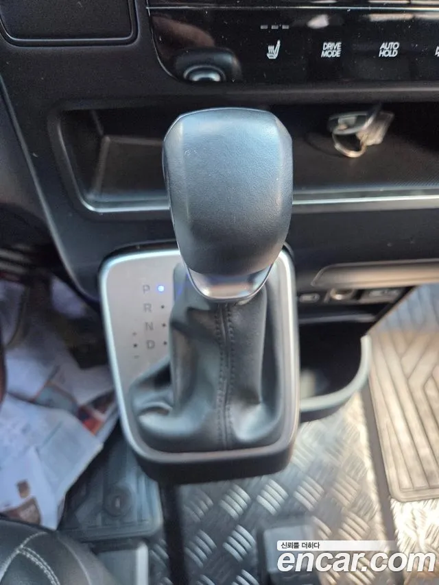 Hyundai Staria 2022 thumb 9