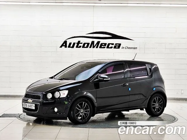 ChevroletGMDaewoo Aveo 2015 thumb 2