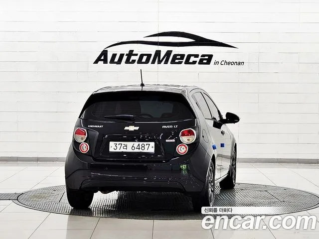 ChevroletGMDaewoo Aveo 2015 thumb 3