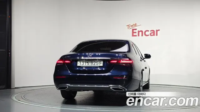 Mercedes-Benz E-Класс 2021 thumb 4