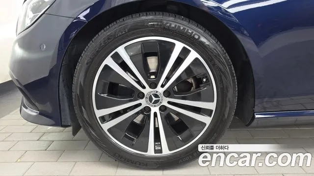 Mercedes-Benz E-Класс 2021 thumb 5