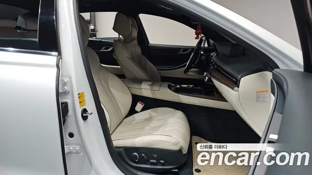 Genesis G80 2023 thumb 9