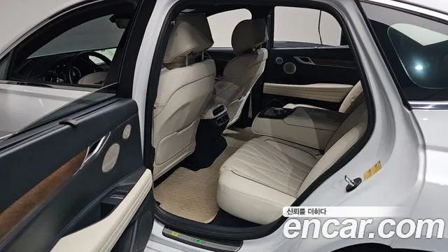 Genesis G80 2023 thumb 11