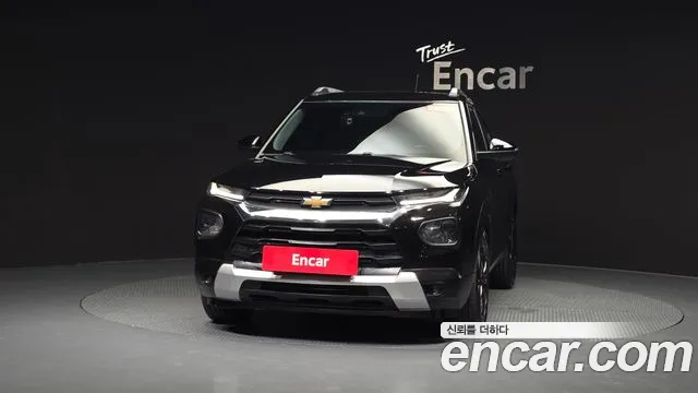 ChevroletGMDaewoo TrailBlazer 2021 thumb 2