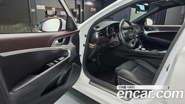 Genesis G70 2019 thumb 9