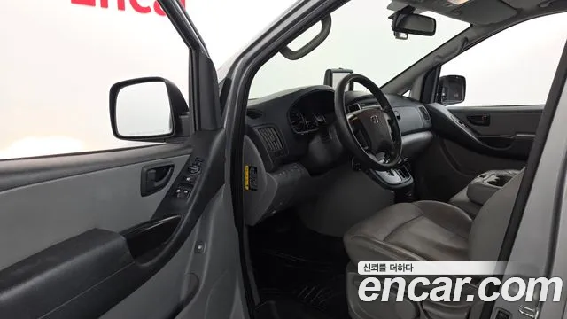 Hyundai Starex 2018 thumb 10