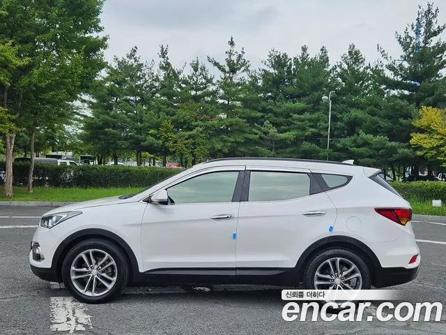 Hyundai Santa Fe 2016 thumb 2