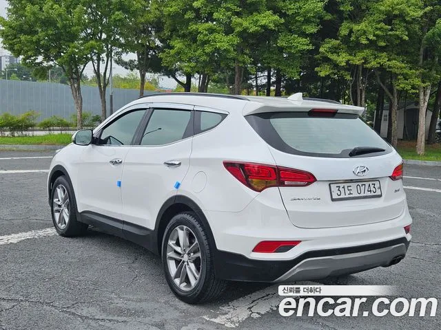 Hyundai Santa Fe 2016 thumb 3