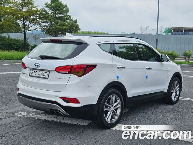 Hyundai Santa Fe 2016 thumb 5