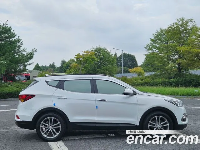 Hyundai Santa Fe 2016 thumb 6