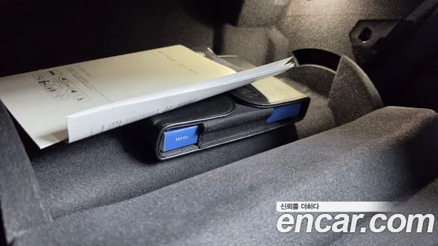 BMW XM 2023 thumb 12