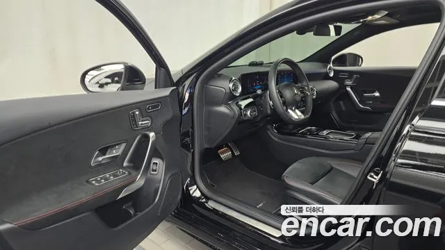 Mercedes-Benz A-Класс 2024 thumb 10