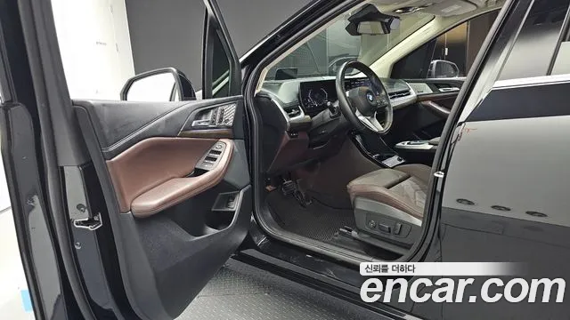 BMW 2-Series 2023 thumb 10