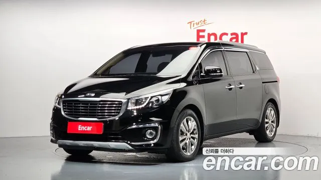 Kia Carnival 2015 thumb 11