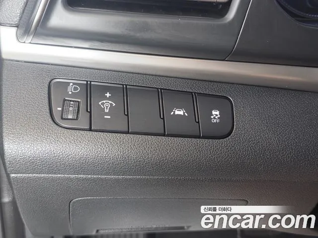 Hyundai Avante 2019 thumb 8