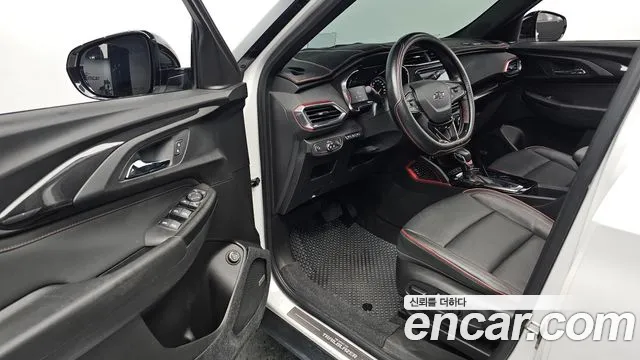 ChevroletGMDaewoo TrailBlazer 2020 thumb 10