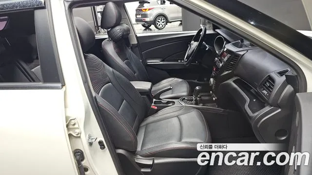 KG_Mobility_Ssangyong TIBOLI 2016 thumb 10