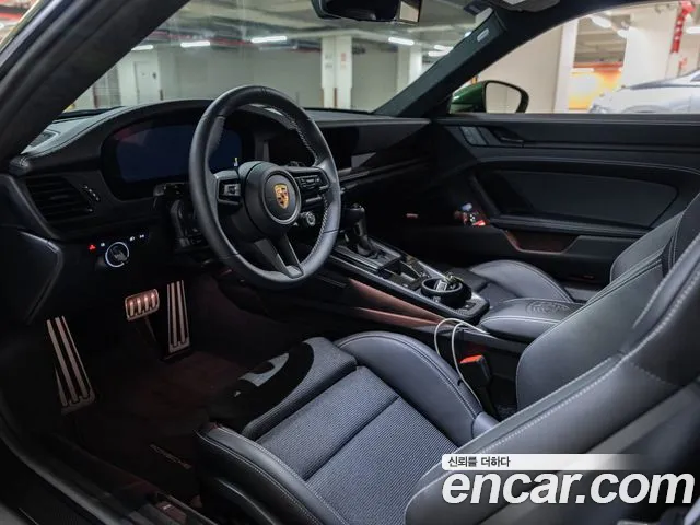 Porsche 911 2026 thumb 11