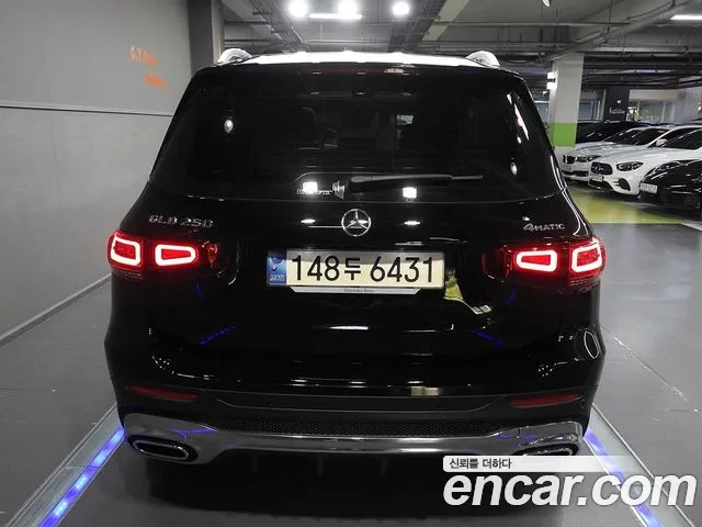 Mercedes-Benz GLB 2023 thumb 4