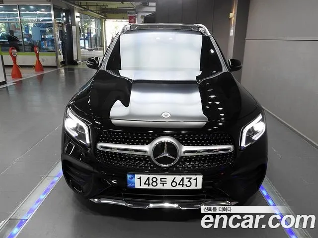 Mercedes-Benz GLB 2023 thumb 11