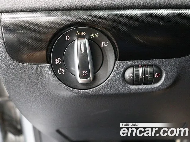Volkswagen Jetta 2014 thumb 12