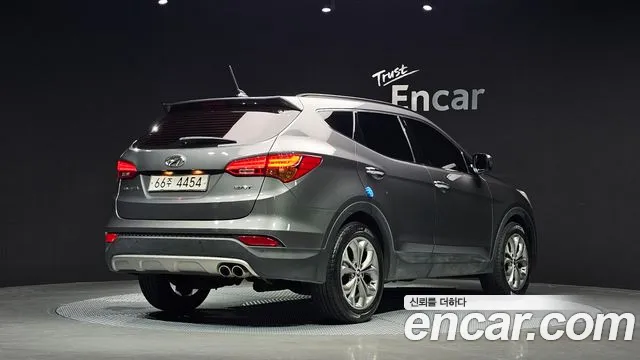 Hyundai Santa Fe 2013 thumb 2
