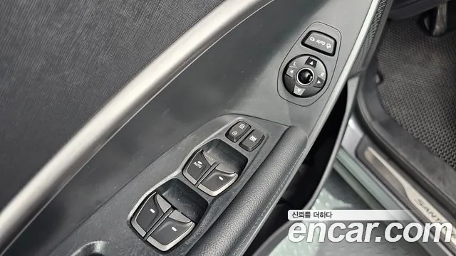 Hyundai Santa Fe 2013 thumb 11