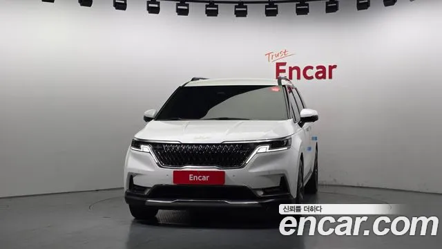 Kia Carnival 2022 thumb 3