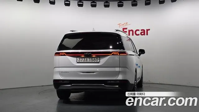 Kia Carnival 2022 thumb 4