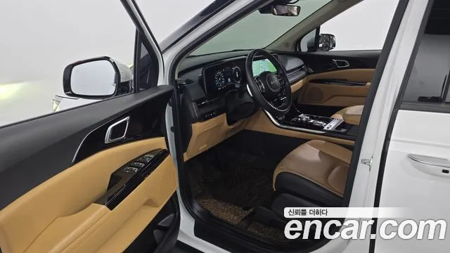 Kia Carnival 2022 thumb 10