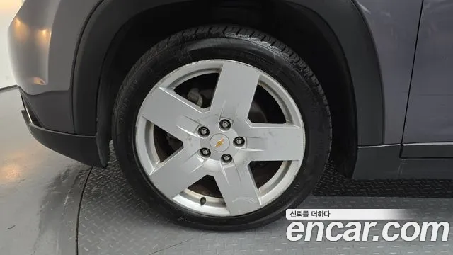 ChevroletGMDaewoo Orlando 2012 thumb 5
