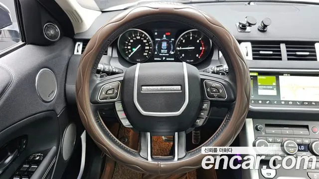 Land Rover Range Rover Evoque 2018 thumb 12