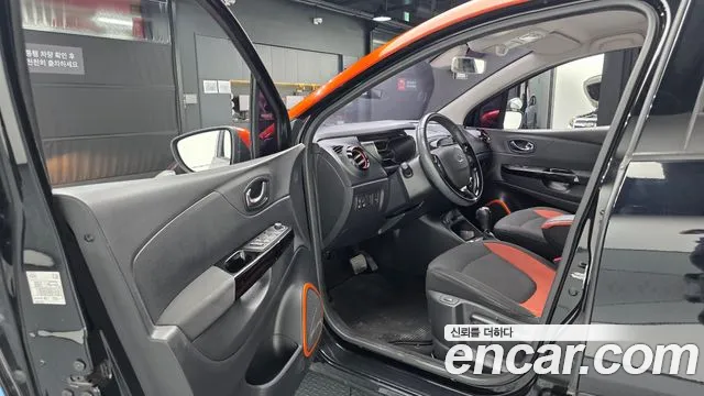 Renault-KoreaSamsung Captur 2014 thumb 9