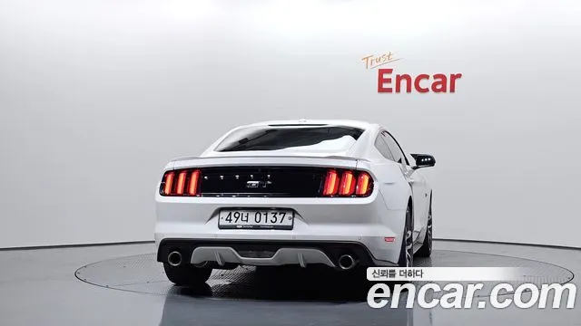 Ford Mustang Mach-E 2017 thumb 4