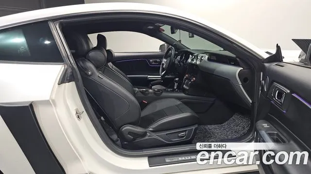 Ford Mustang Mach-E 2017 thumb 11