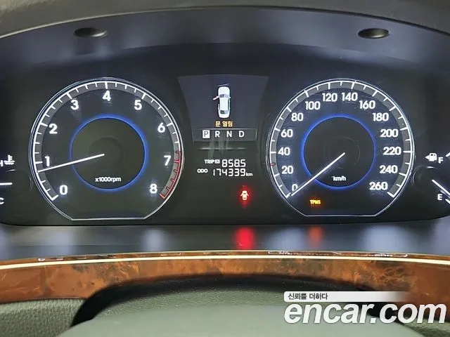 Hyundai Equus 2010 thumb 6