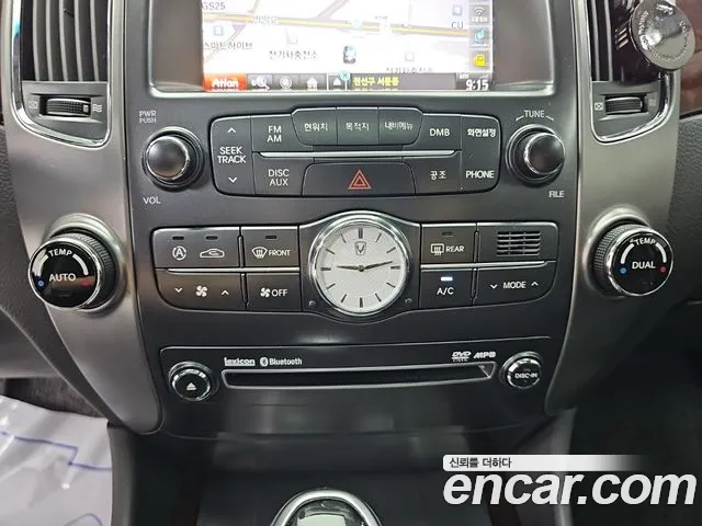 Hyundai Equus 2010 thumb 10
