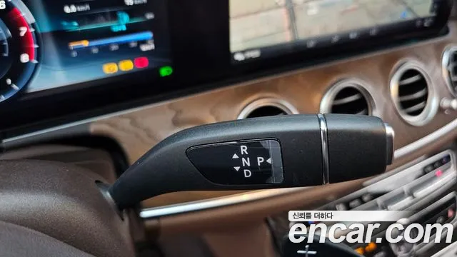 Mercedes-Benz E-Класс 2019 thumb 9
