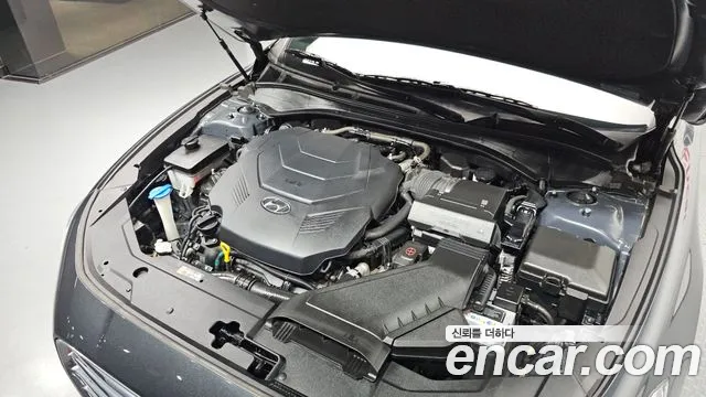 Hyundai Grandeur 2017 thumb 5