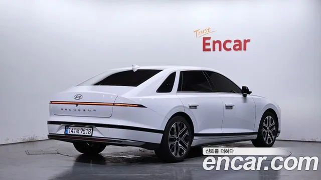 Hyundai Grandeur 2023 thumb 2