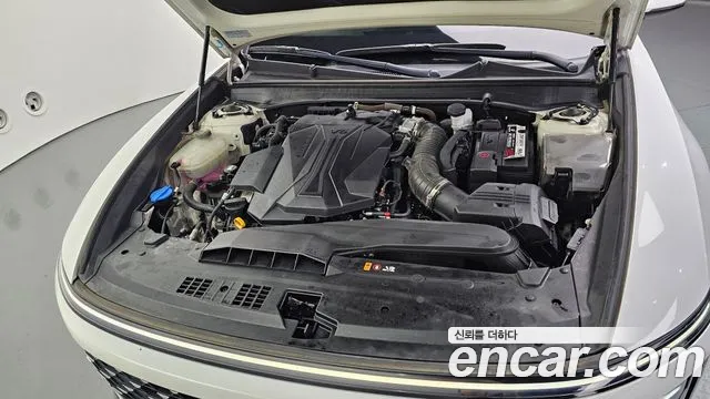 Hyundai Grandeur 2023 thumb 6