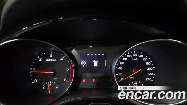 Kia Carnival 2017 thumb 8