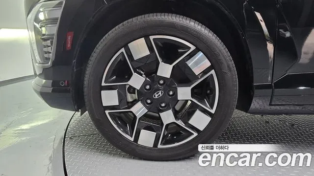 Hyundai Kona 2023 thumb 5