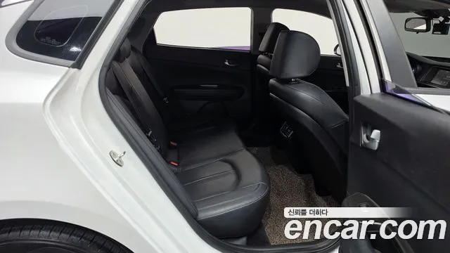 Kia K5 2018 thumb 11