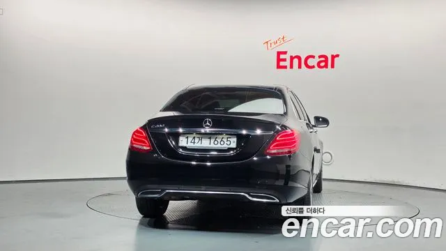 Mercedes-Benz C-Класс 2017 thumb 4