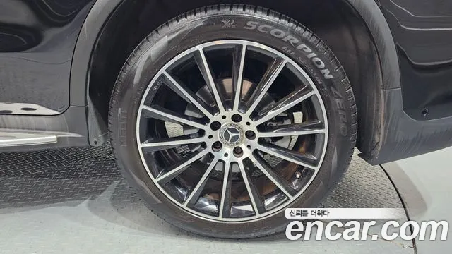 Mercedes-Benz GLC 2019 thumb 5