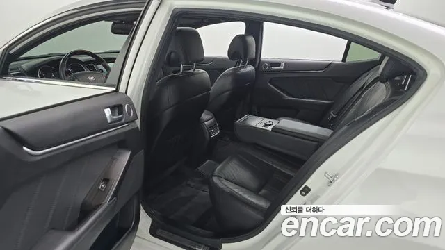 Kia K7 2011 thumb 12